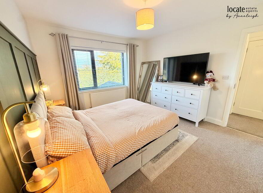 17 Tullyardan Square, Culmore, Derry, BT48 8GT