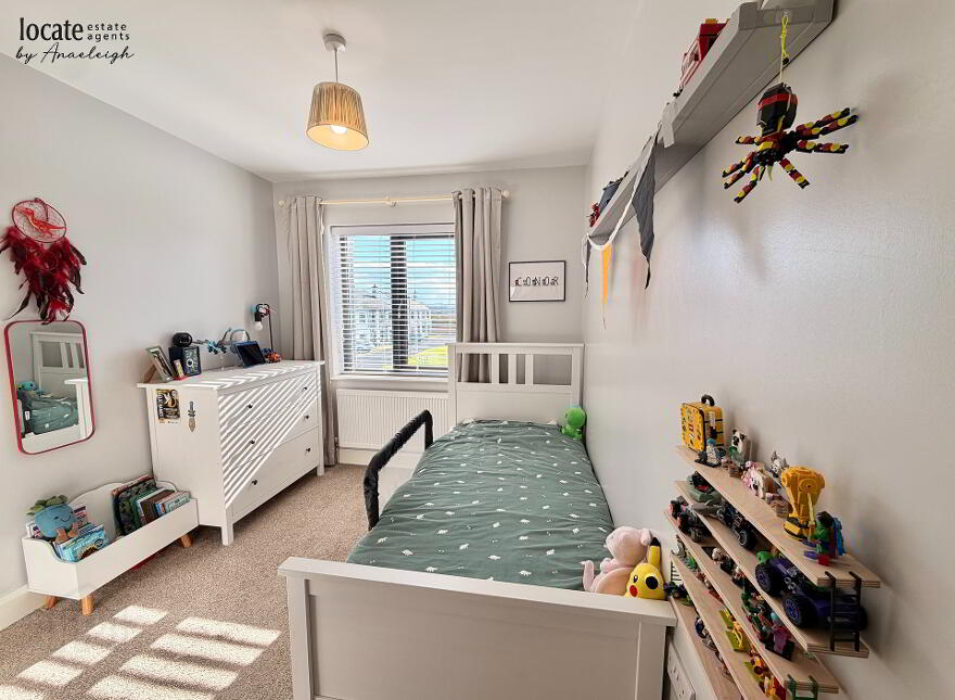 17 Tullyardan Square, Culmore, Derry, BT48 8GT