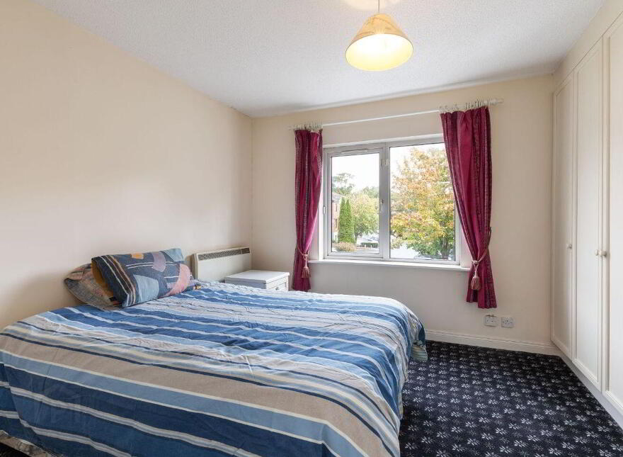 107 White Oaks, Roebuck Road, Clonskeagh, Clonskeagh, D14C920