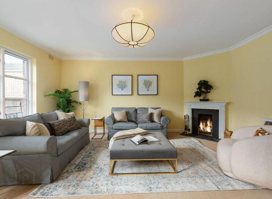 1 Wentworth, Eblana Villas, Merrion Square, Dublin 2, D02N290