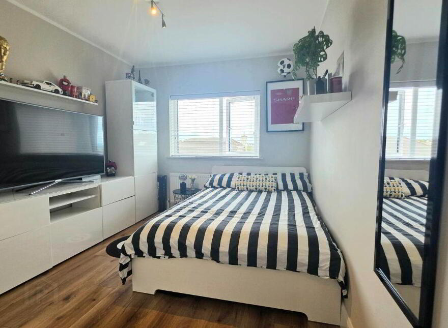 8 The Orchard, College Manor, Cobh, P24WE03