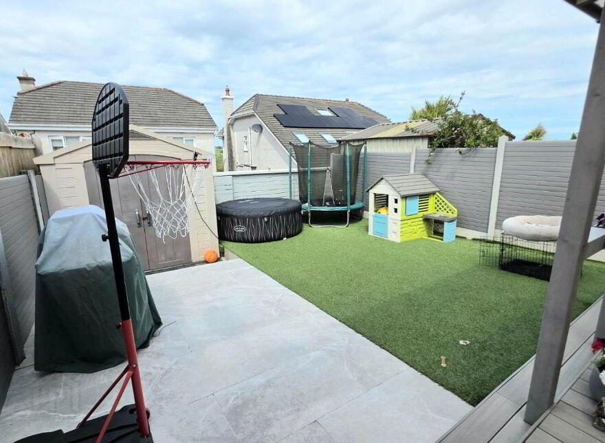 8 The Orchard, College Manor, Cobh, P24WE03
