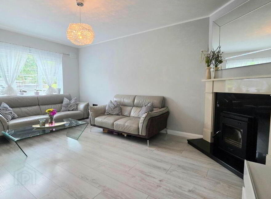 8 The Orchard, College Manor, Cobh, P24WE03