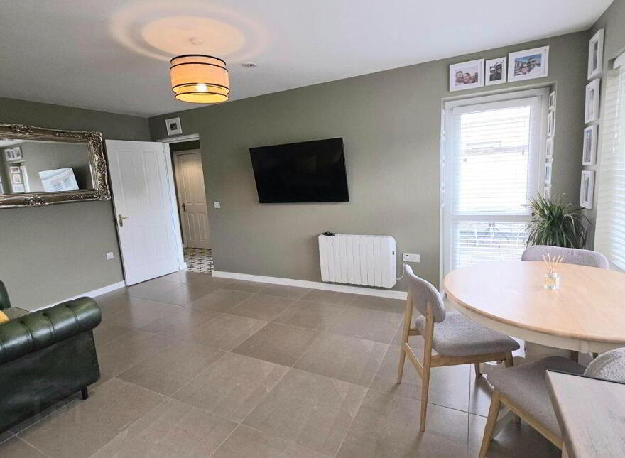 Apartment 201 Elm Court House, Gort An Óir, Castlemartyr, P25Y462