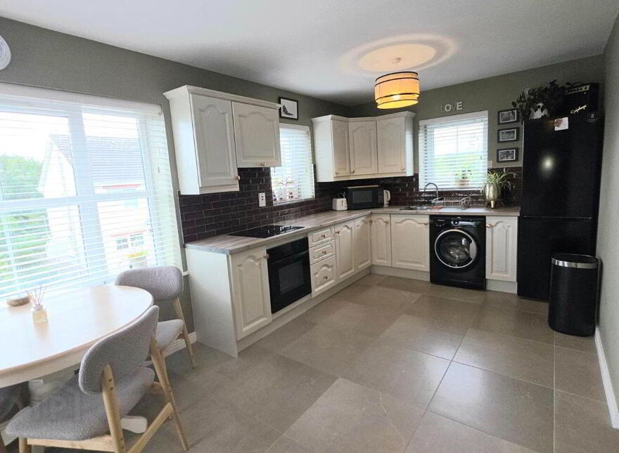 Apartment 201 Elm Court House, Gort An Óir, Castlemartyr, P25Y462