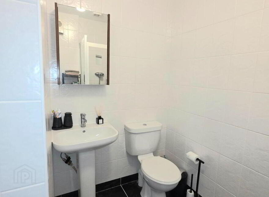 Apartment 201 Elm Court House, Gort An Óir, Castlemartyr, P25Y462