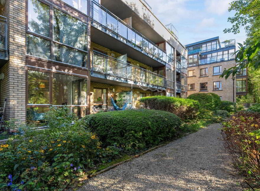 95 The Island, Block E, Martin`s Row, Chapelizod, D20NW10