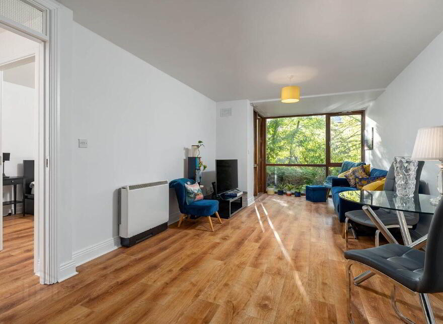 95 The Island, Block E, Martin`s Row, Chapelizod, D20NW10