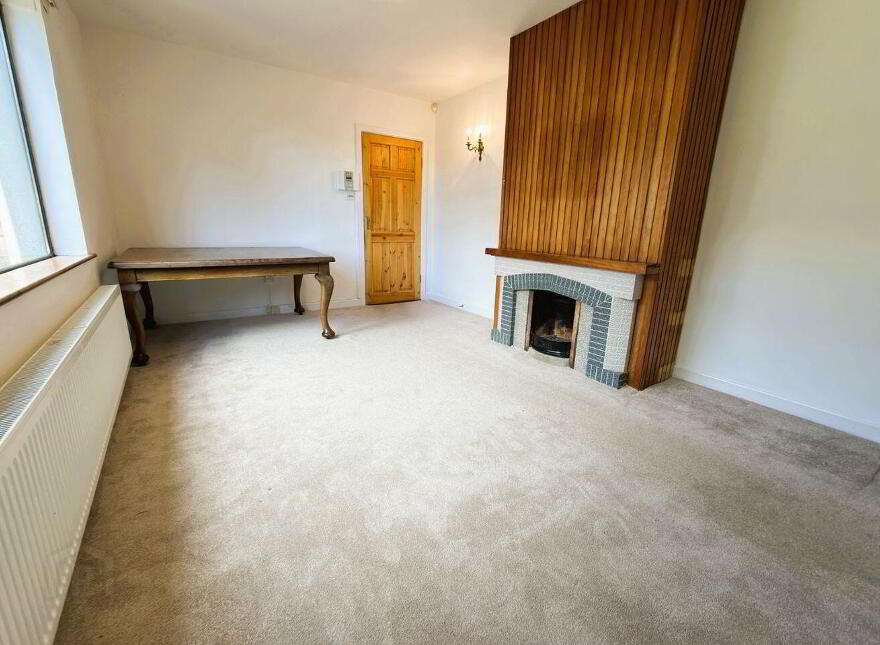 Curragh Road, Kanturk, P51TC04