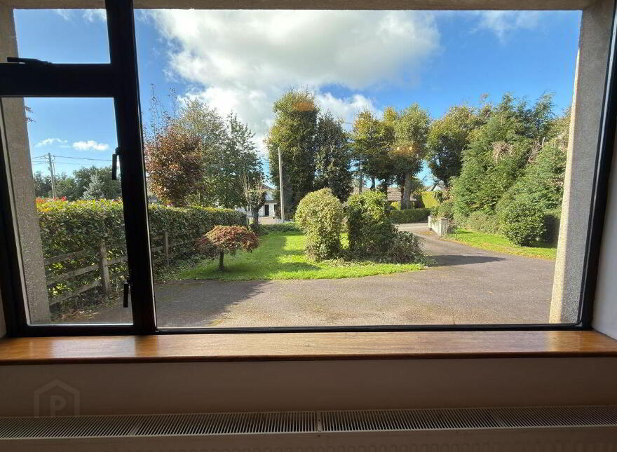 Curragh Road, Kanturk, P51TC04