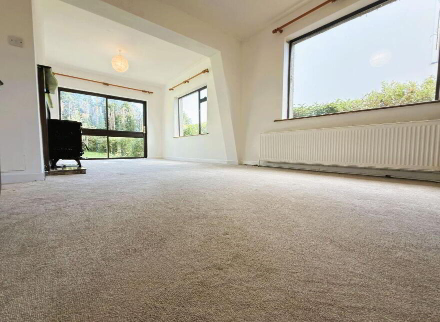 Curragh Road, Kanturk, P51TC04