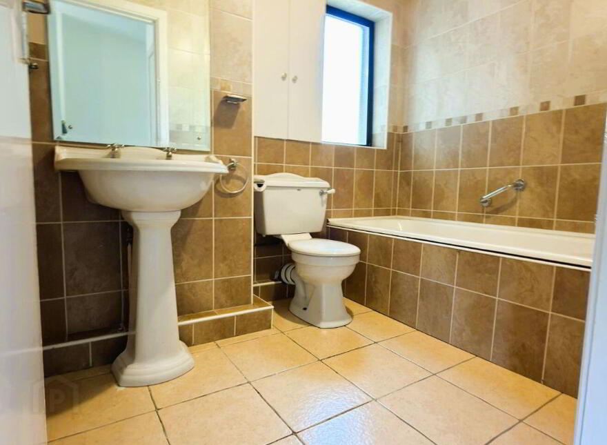 Curragh Road, Kanturk, P51TC04