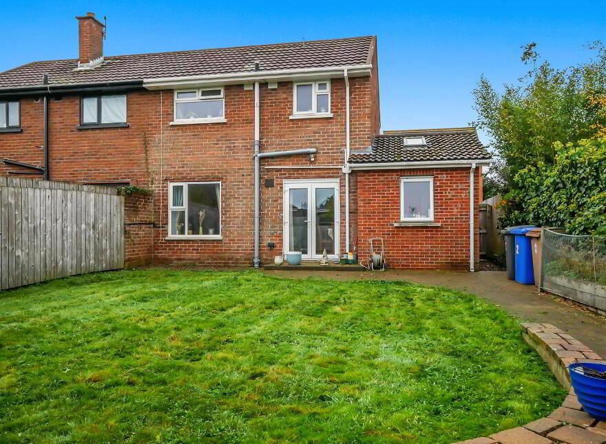 2 Knock Eden Drive, Rosetta, Belfast, BT6 0GG