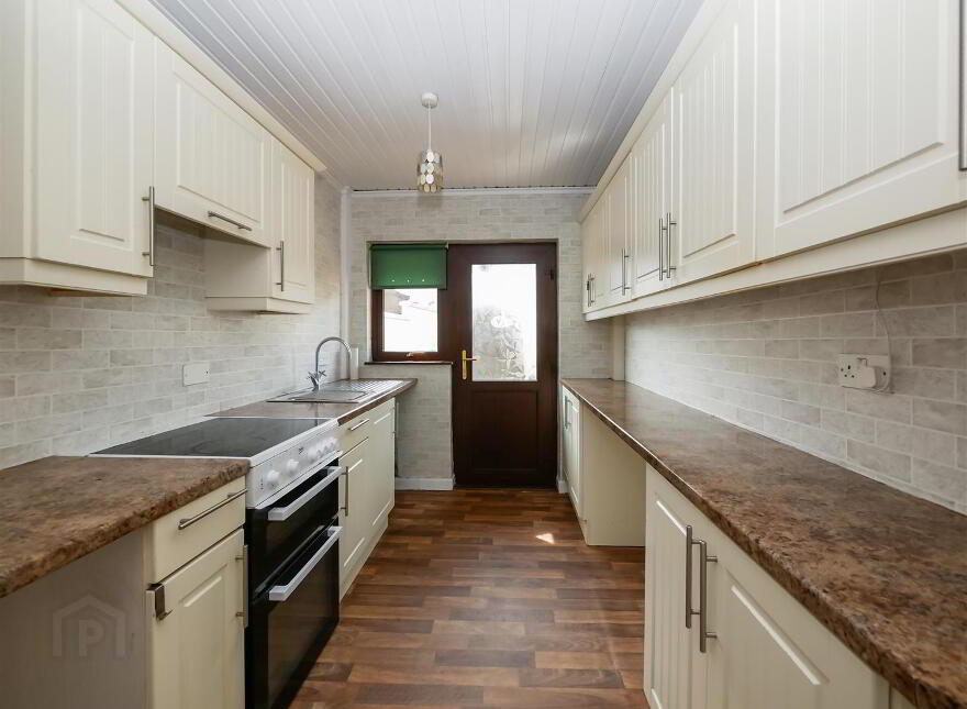 23 Kilwarlin Walk, Belvoir Park, Belfast, BT8 7EQ