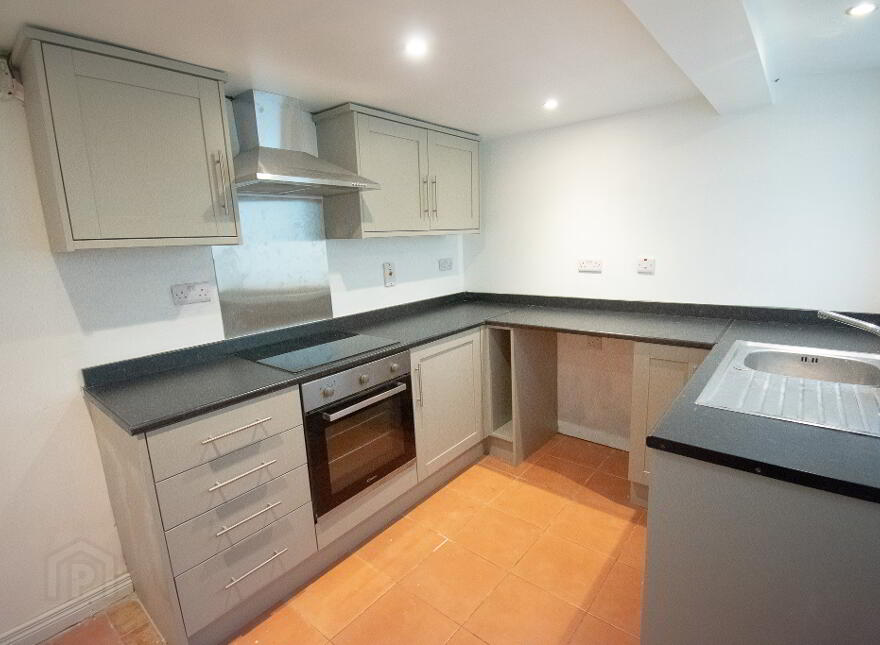 34 Moat Road, Ballymena, BT42 4DA