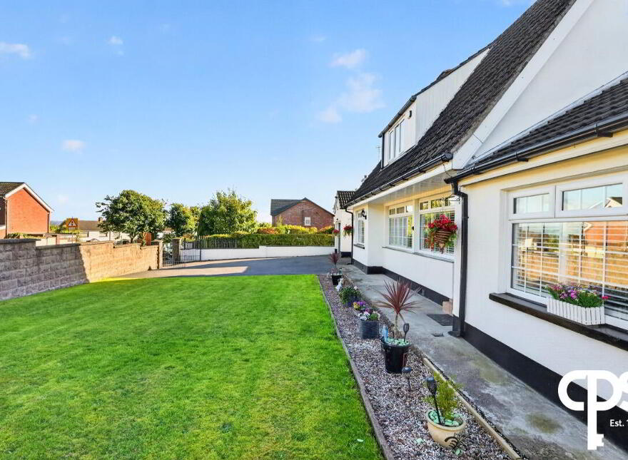 172 Upper Dunmurry Lane, Dunmurry, Belfast, BT17 0HE