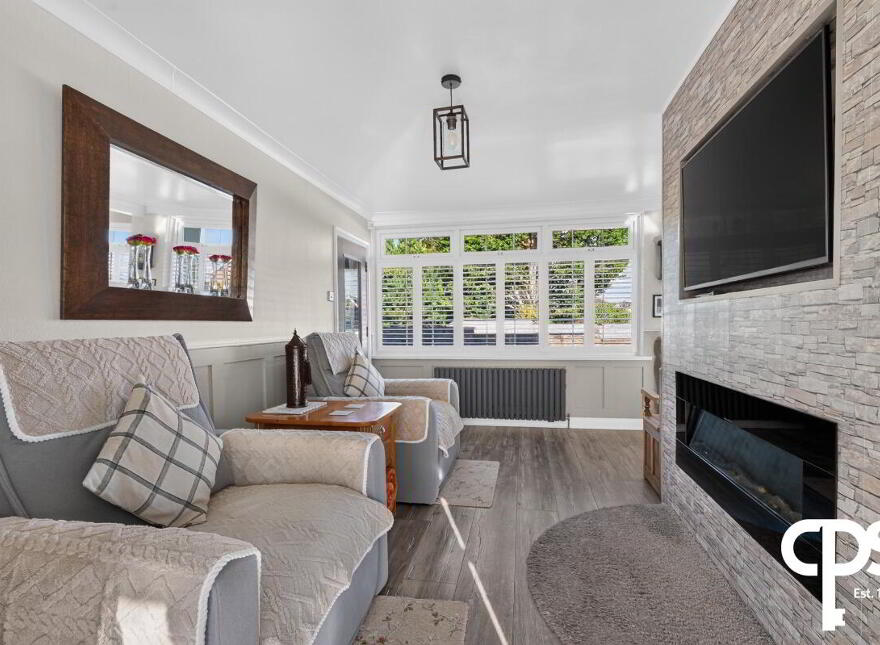 172 Upper Dunmurry Lane, Dunmurry, Belfast, BT17 0HE