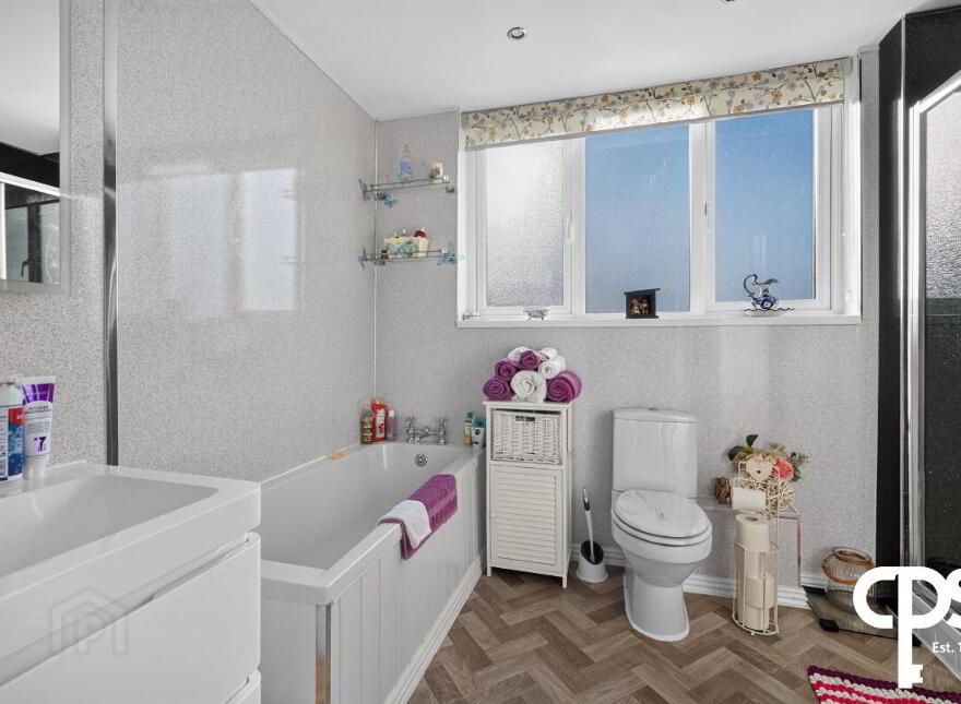172 Upper Dunmurry Lane, Dunmurry, Belfast, BT17 0HE
