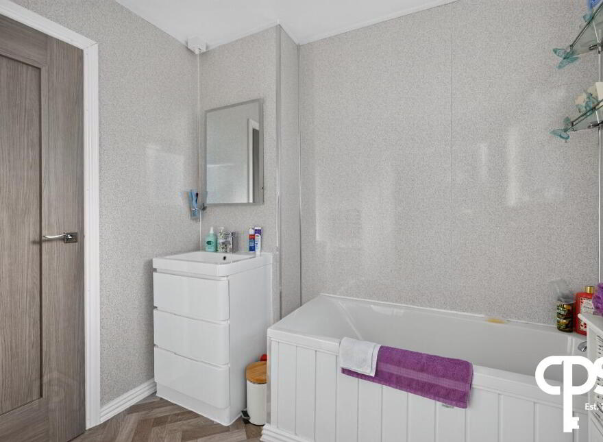 172 Upper Dunmurry Lane, Dunmurry, Belfast, BT17 0HE