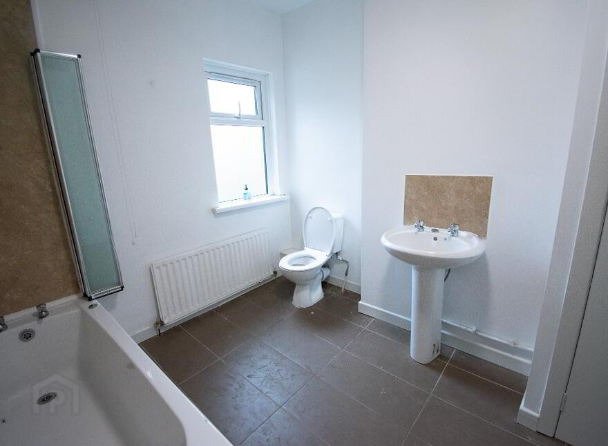 38 Moat Road, Ballymena, BT42 4DA
