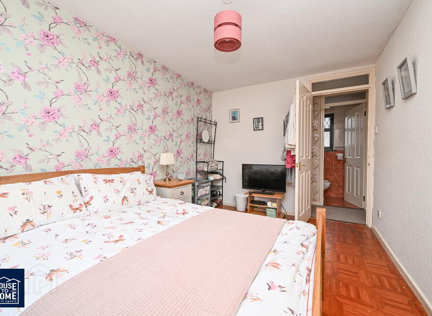 36 Carlisle Square, Belfast, BT15 2PU