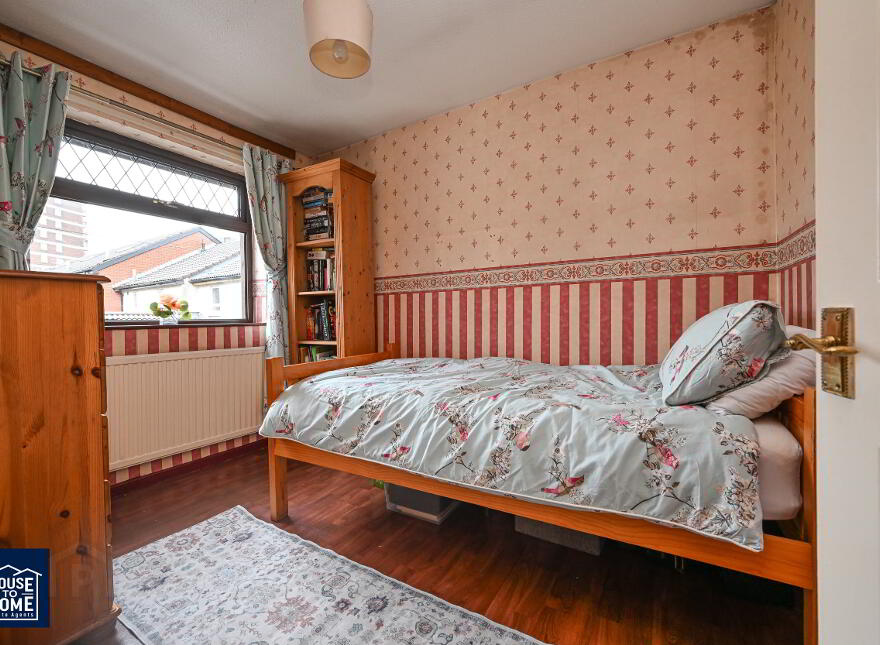 36 Carlisle Square, Belfast, BT15 2PU