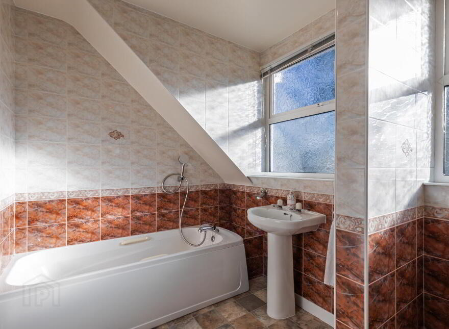 2 Mallard View, Newtownards, BT23 4FB