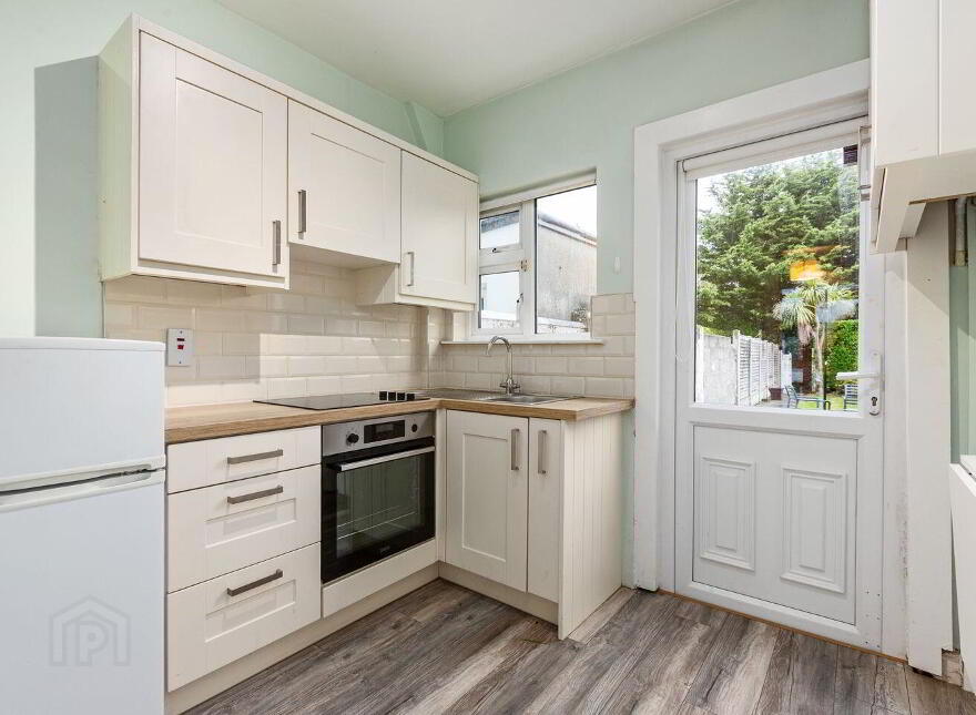 37 St Enda's Drive, Rathfarnham, Dublin 14, D14N738