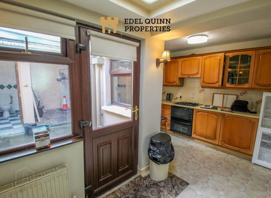 7 Water Street, Donegal Town, F94R5C9