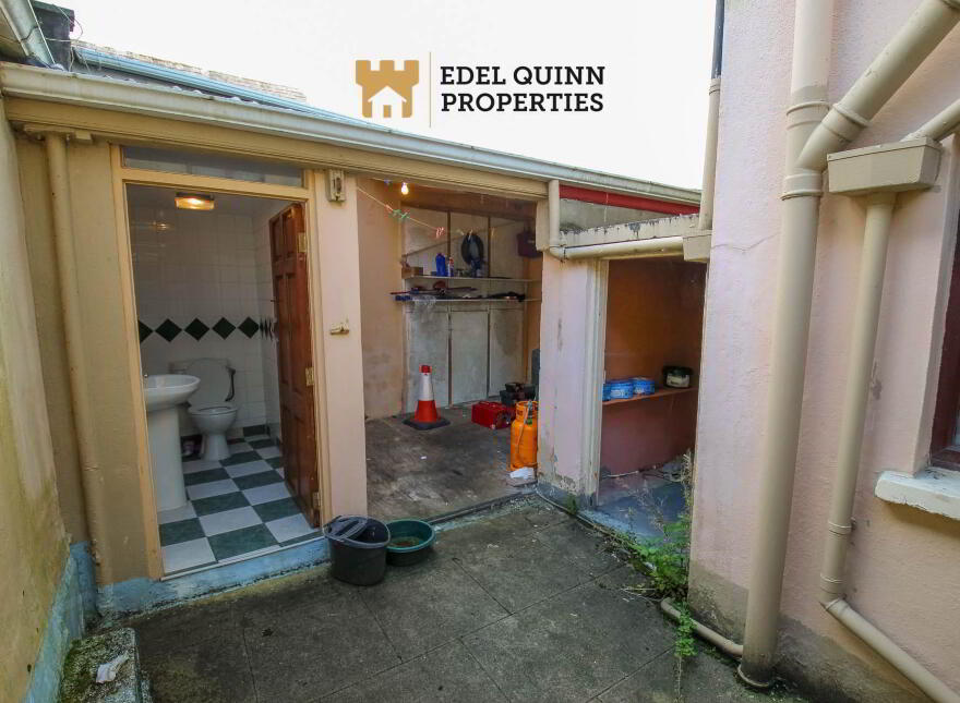 7 Water Street, Donegal Town, F94R5C9