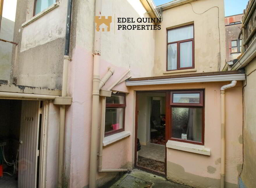 7 Water Street, Donegal Town, F94R5C9