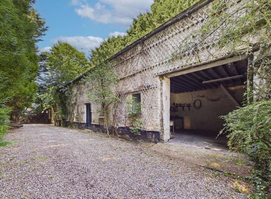 The Laurels, Killeshin Road, Graiguecullen, R93V5D0