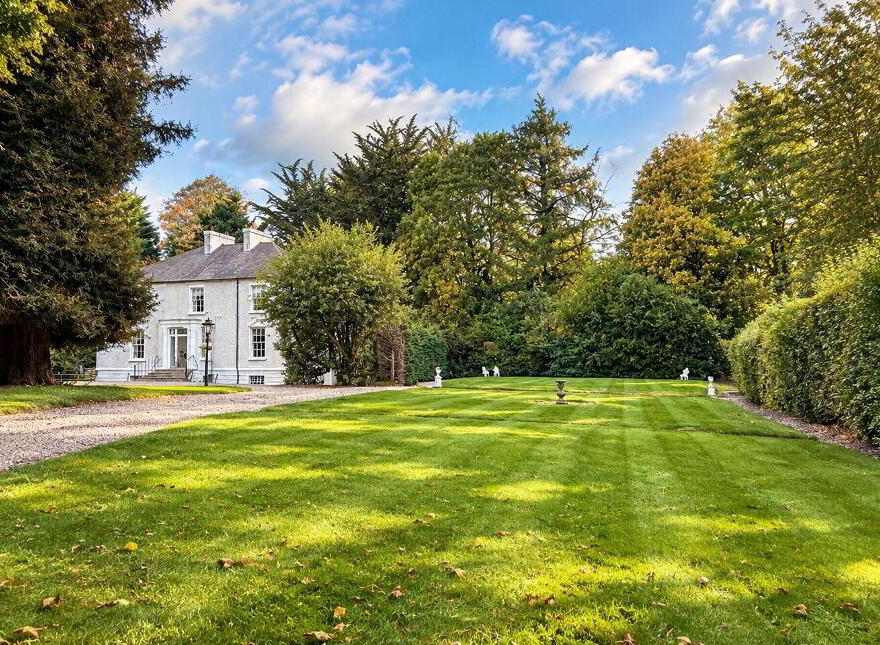 The Laurels, Killeshin Road, Graiguecullen, R93V5D0