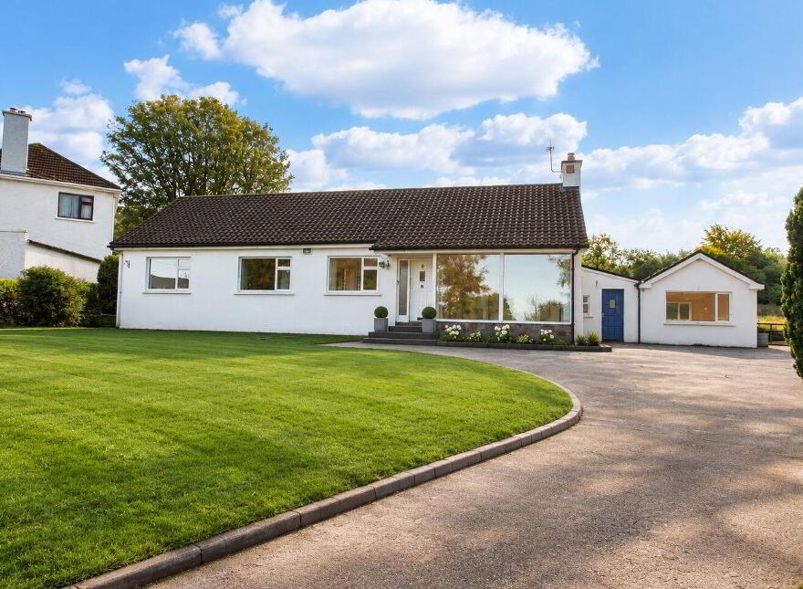 Hedgerow, The Bungalow, Ballybawn Lower, Kilmacanogue, Killough, A98C952