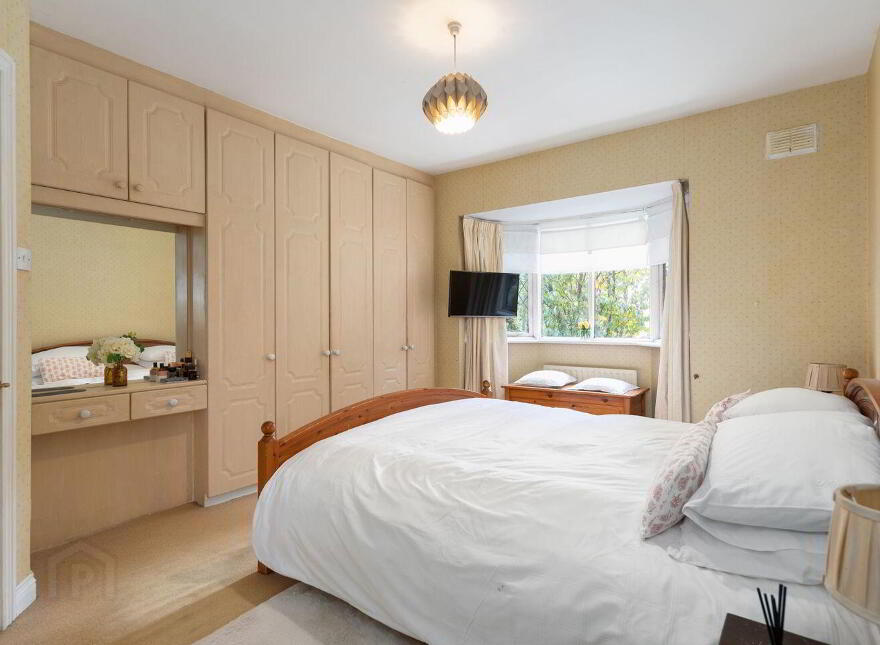 1 Foxrock Wood, Dublin 18, D18X4Y6