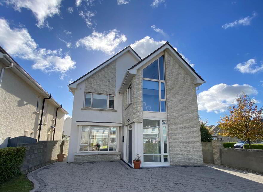 13 Seaview Drive, Cnoc, Blackrock, A91HH9R