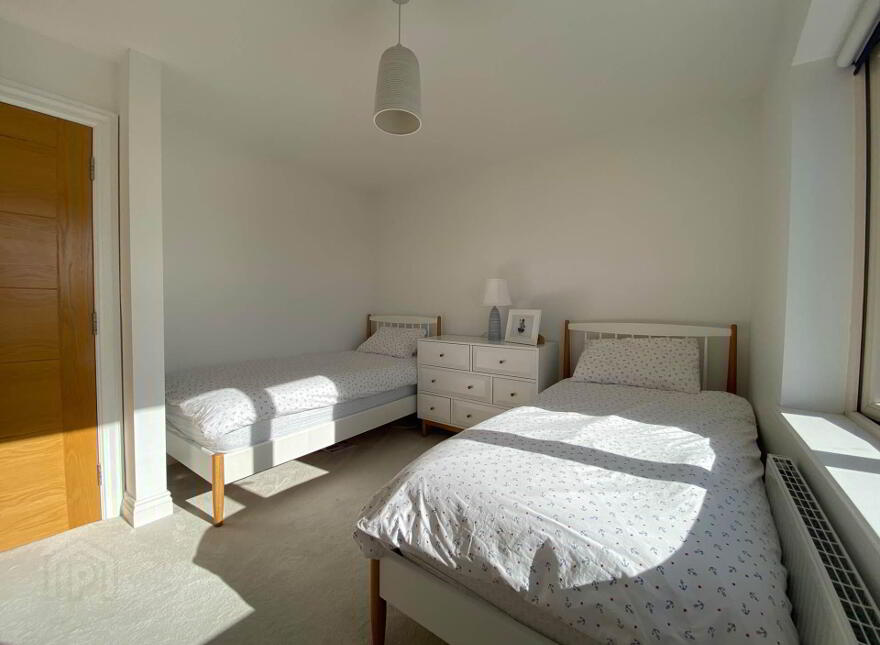 13 Seaview Drive, Cnoc, Blackrock, A91HH9R