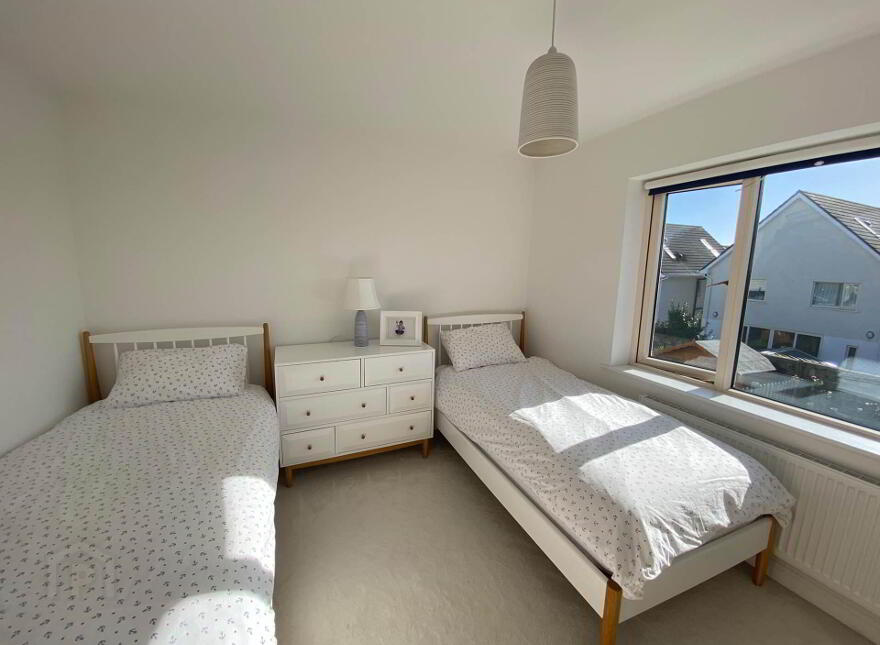 13 Seaview Drive, Cnoc, Blackrock, A91HH9R