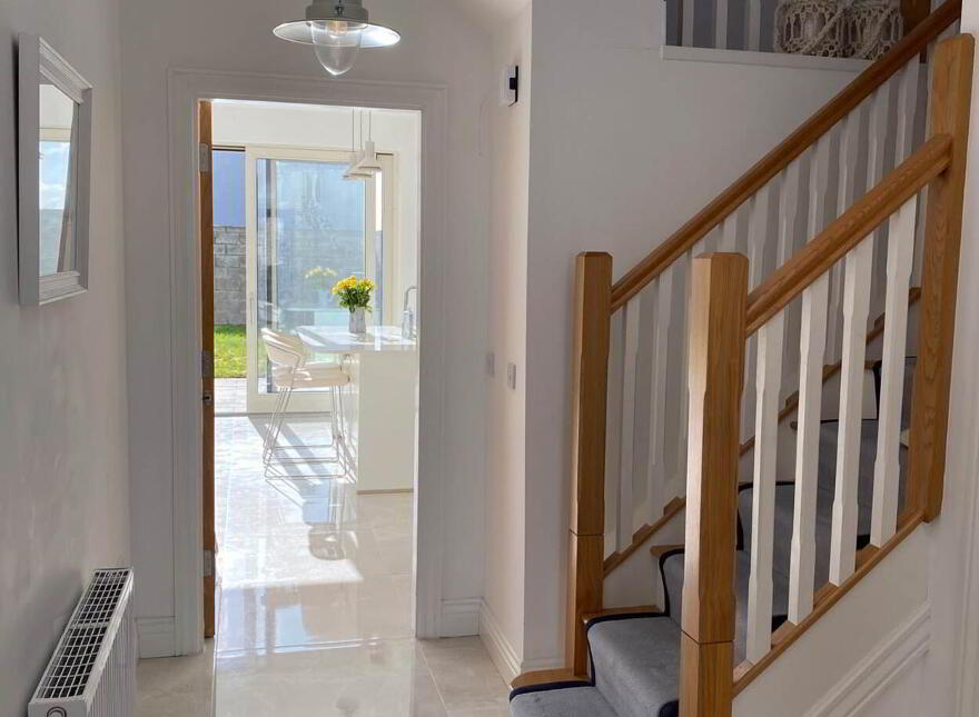 13 Seaview Drive, Cnoc, Blackrock, A91HH9R