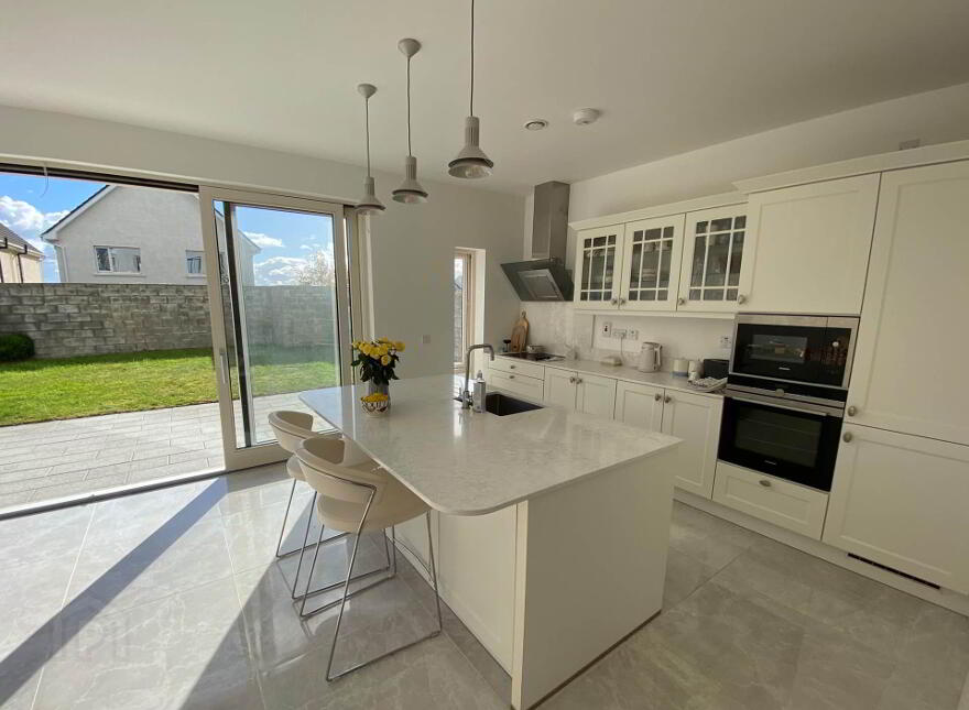 13 Seaview Drive, Cnoc, Blackrock, A91HH9R