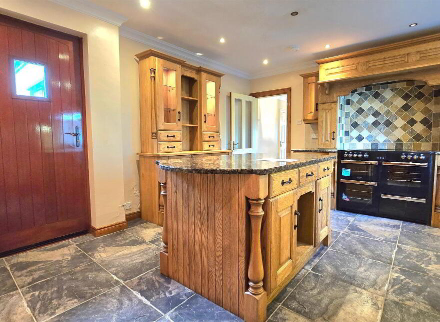 3 Clarehill, Ballymena, BT42 2LE