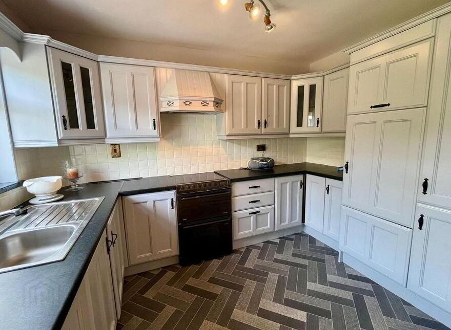 41 Laurel Ridge, Shanakiel, Hollyhill, T23EHN4