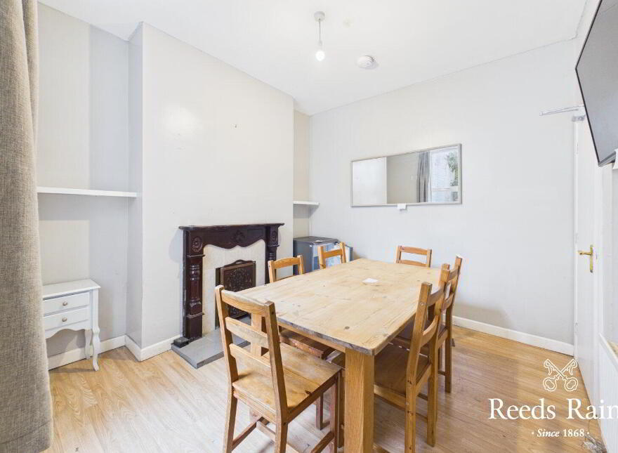 2 Elaine Street, Stranmillis, Belfast, BT9 5AR