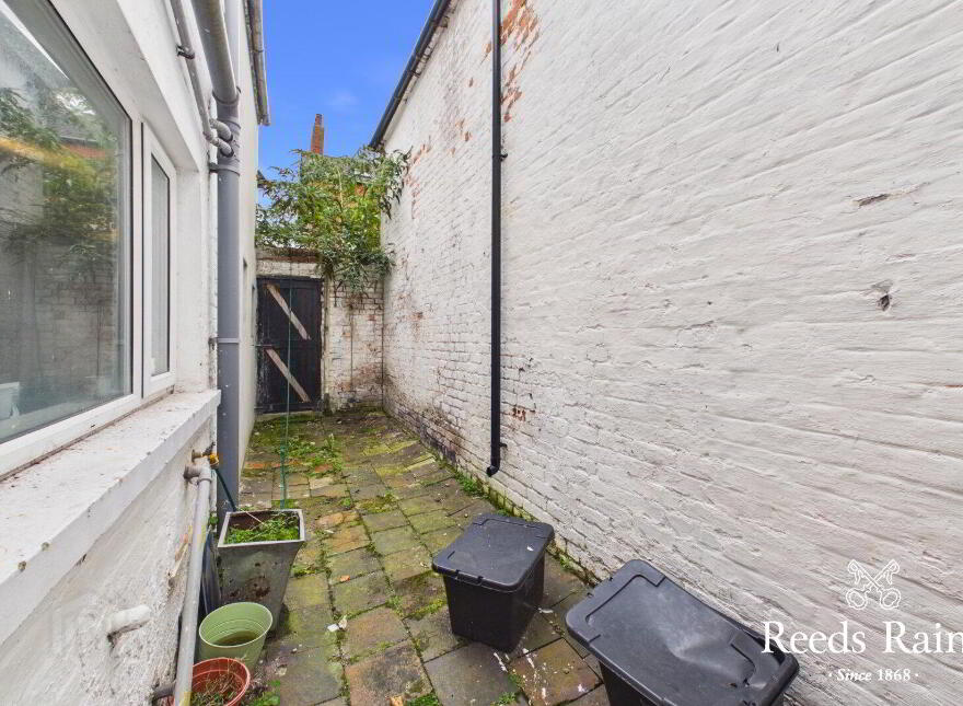 2 Elaine Street, Stranmillis, Belfast, BT9 5AR