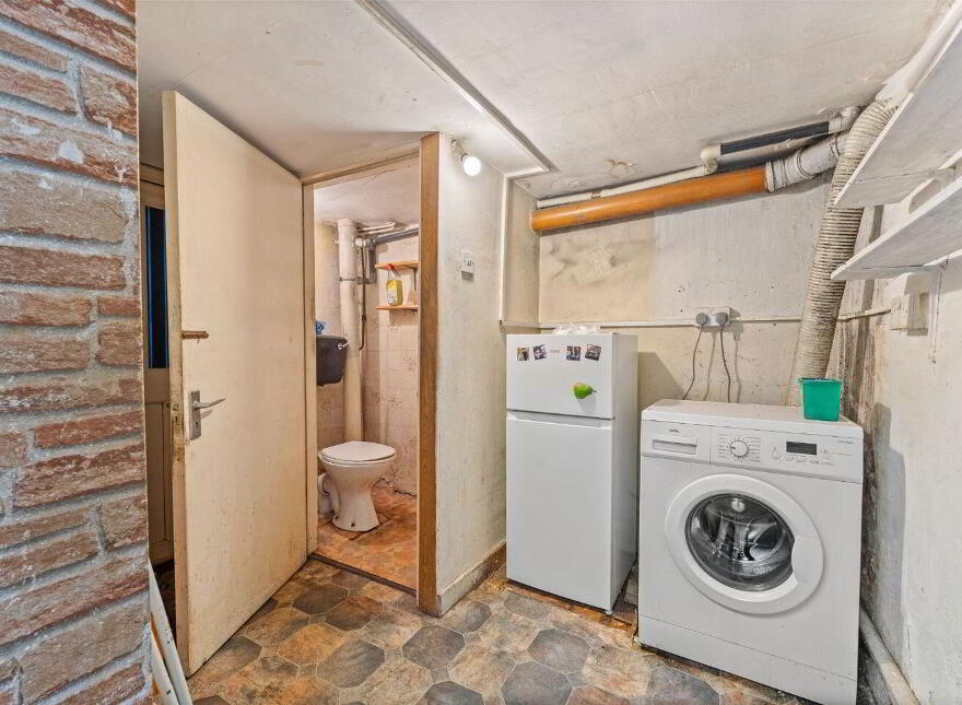 Yorkland House, 12 St. Patrick's Terrace, Lower Glanmire Road, Cork City Centre, T23NY00