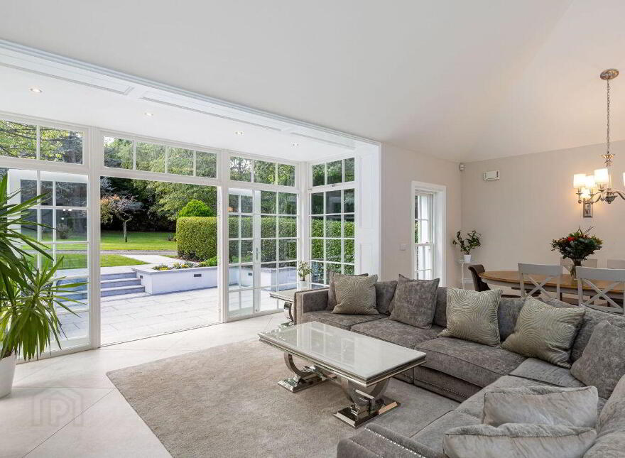Derriana House, Kilgobbin Road, Stepaside, Stepaside, D18X5P6