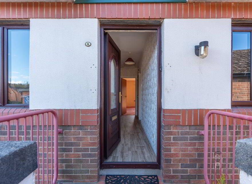 Flat 8 Lynden Gate, 50 Knockbreda Road, Belfast, BT6 0JB