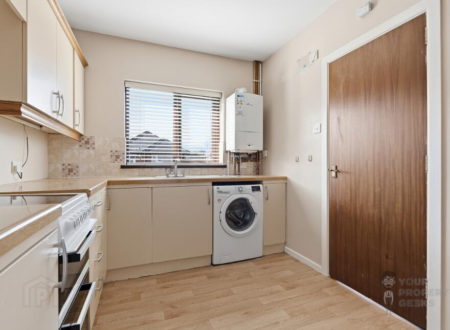Flat 8 Lynden Gate, 50 Knockbreda Road, Belfast, BT6 0JB