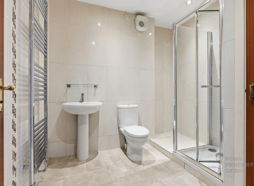 Flat 8 Lynden Gate, 50 Knockbreda Road, Belfast, BT6 0JB