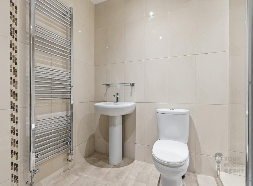 Flat 8 Lynden Gate, 50 Knockbreda Road, Belfast, BT6 0JB